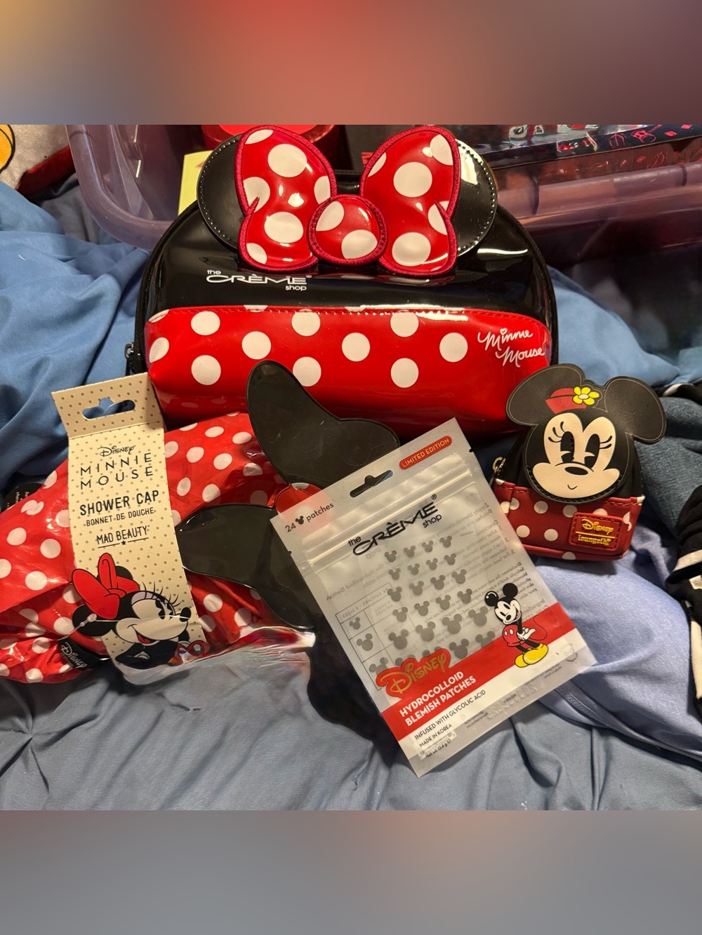 Disney Minnie Mouse Polka Dot Spa Set